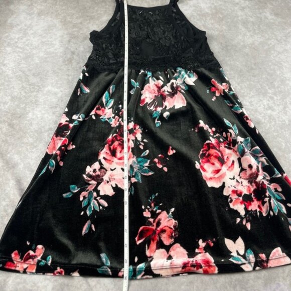 Y2K INC‎ Intimates Slip Dress Black XS Floral Velvet Lace Halter Mini Summer EUC - Picture 4 of 9